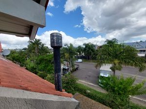 Image 32 - 929367