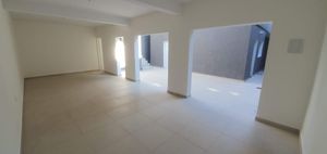Image 17 - 929372