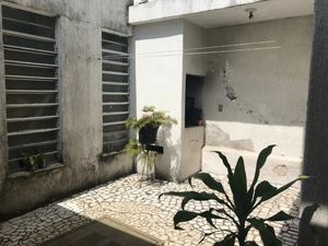 Image 16 - 929395