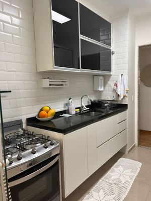 Image 5 - 929407