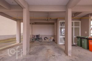 Image 4 - 929408