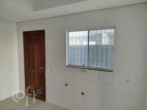 Image 7 - 929412