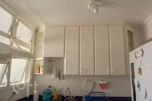 Image 11 - 929415
