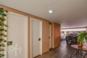 Image 43 - 929425