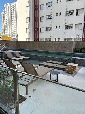Image 19 - 929429