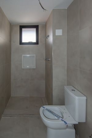 Image 33 - 929434