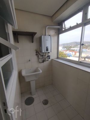 Image 5 - 929437