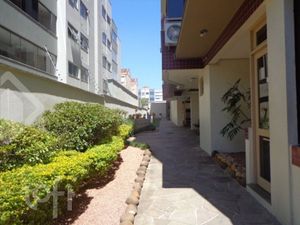 Image 17 - 929437