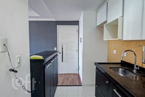 Image 4 - 929441