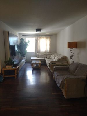 Image 1 - 929442