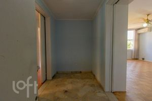 Image 11 - 929466