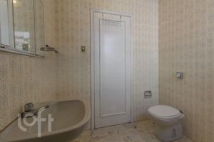 Image 35 - 929466
