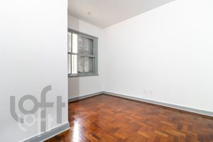 Image 21 - 929469