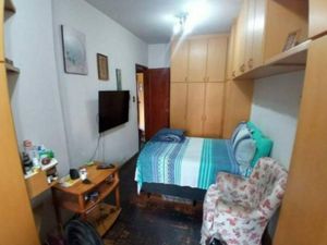 Image 6 - 929505