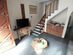 Image 1 - 929505