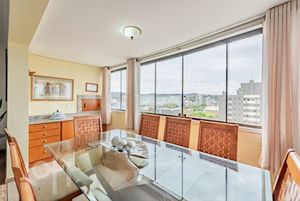 Image 3 - 929507
