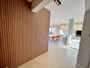 Image 3 - 929536