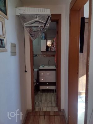 Image 4 - 929541