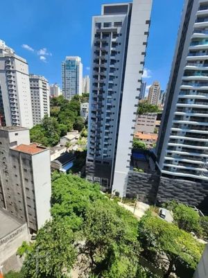 Image 15 - 929547