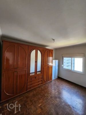 Image 7 - 929547