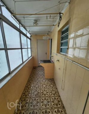 Image 6 - 929547