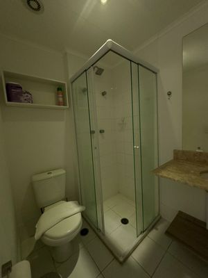Image 8 - 929568