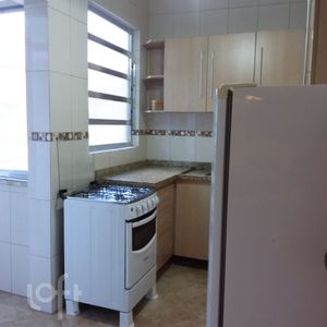 Image 5 - 929570