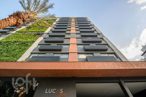 Image 30 - 929588