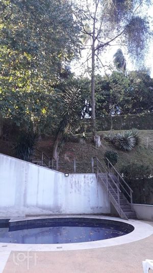 Image 19 - 929609