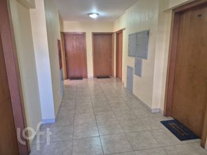 Image 2 - 929624