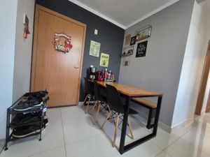 Image 5 - 929625