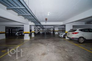 Image 44 - 929626