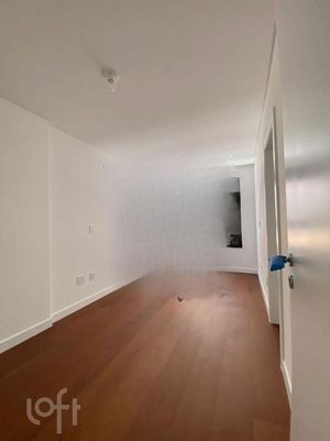 Image 3 - 929638