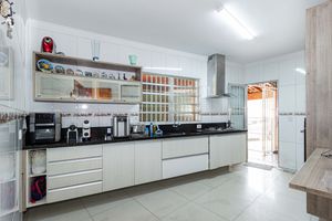 Image 33 - 929647