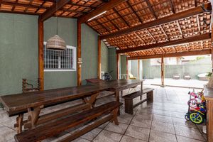 Image 36 - 929647