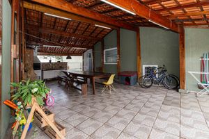Image 38 - 929647