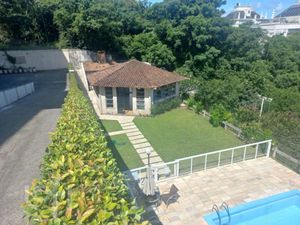Image 19 - 929648