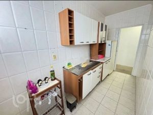 Image 7 - 929649