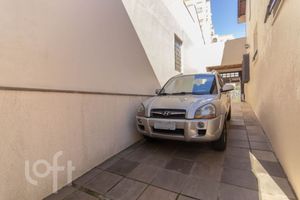 Image 38 - 929669