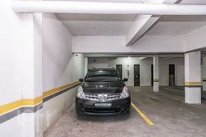 Image 33 - 929703