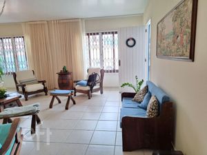 Image 15 - 929725