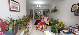 Image 32 - 929731