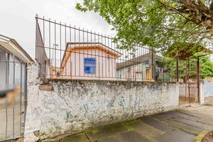 Image 34 - 929749