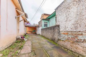 Image 25 - 929749