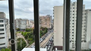 Image 14 - 929755