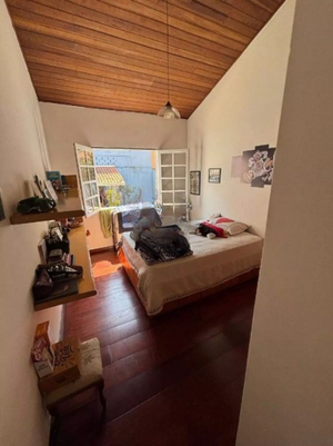 Image 3 - 929757