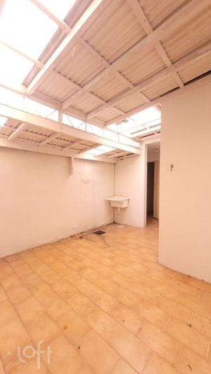 Image 5 - 929775