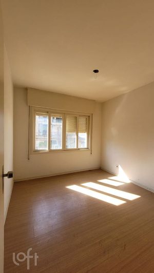 Image 19 - 929775