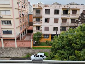 Image 4 - 929782