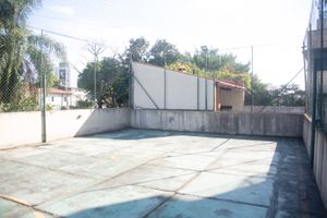 Image 21 - 929784